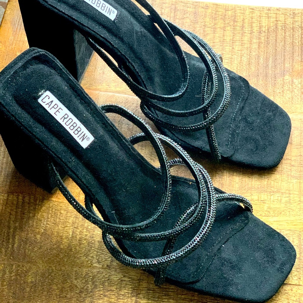 Cape Robbin black strappy platform sandals